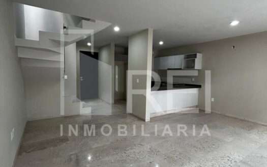 RENTA CASA EN ZOI SANTA ANITA TLAJOMULCO