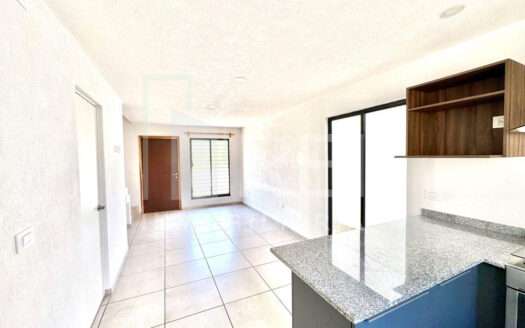 VENTA CASA EN ESQUINA ADAMAR TLAJOMULCO