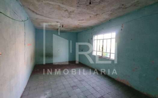 VENTA CASA EN ESQUINA PARA REMODELAR ZONA PANTEON DE MEZQUITAN GUADALAJARA