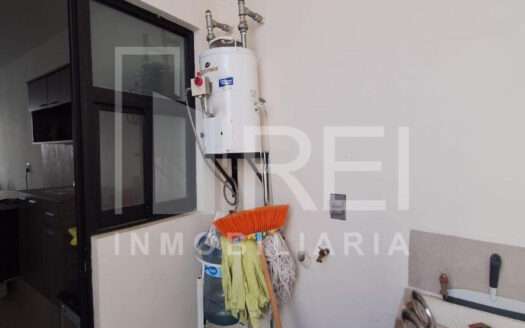 VENTA CASA EN SANTA CRUZ DEL VALLE TLAJOMULCO