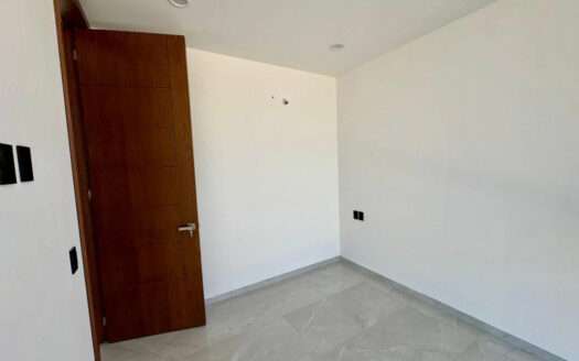 VENTA CON ROOF GARDEN EN SENDEROS DE MONTE VERDE TLAJOMULCO