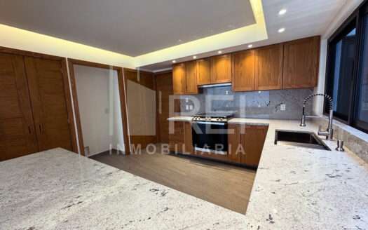 VENTA CASA EXCELENTES TERMINADOS, LA RIOJA, TLAJOMULCO