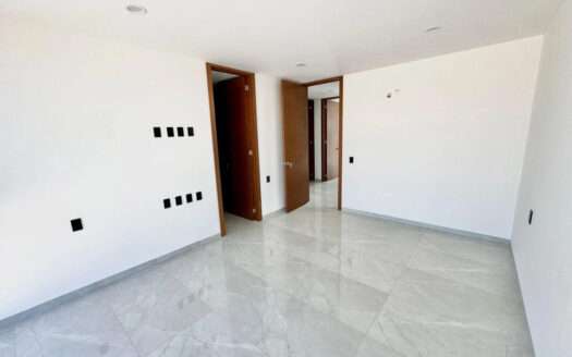 VENTA CON ROOF GARDEN EN SENDEROS DE MONTE VERDE TLAJOMULCO