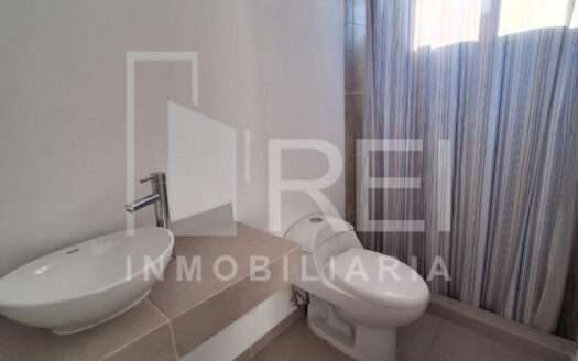 VENTA CASA EN SANTA CRUZ DEL VALLE TLAJOMULCO