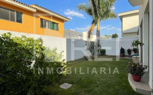 VENTA CASA CONDOMINIO LA JOYA BUGAMBILIAS ZAPOPAN