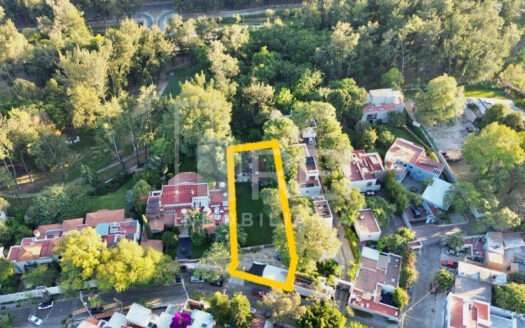 VENTA TERRENO SOBRE MANUEL VILLALONGIN COLONIA GUADALAJARITA