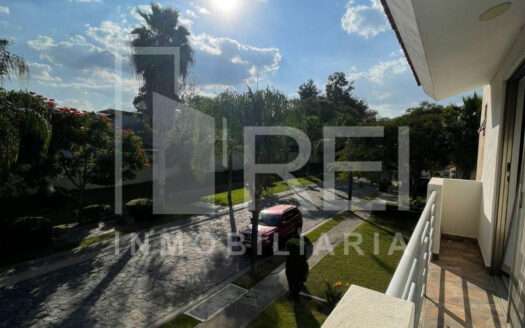 VENTA CASA CONDOMINIO LA JOYA BUGAMBILIAS ZAPOPAN