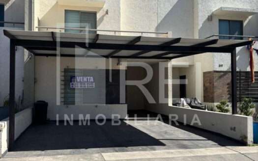 VENTA CASA EN ALHAMABRA ZAPOPAN