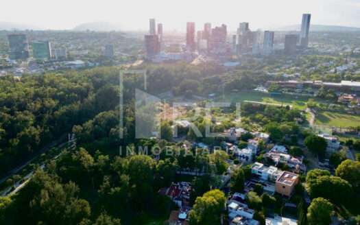 VENTA TERRENO SOBRE MANUEL VILLALONGIN COLONIA GUADALAJARITA