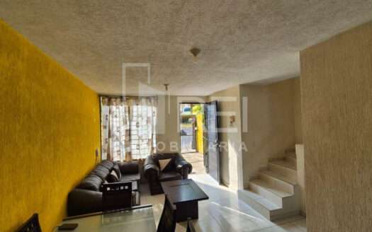 RENTA CASA AMUEBLADA EN COLINAS DE TONALA