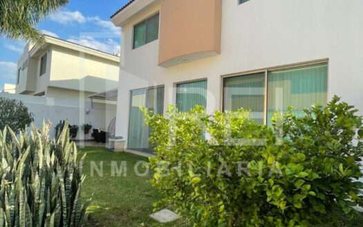 VENTA CASA CONDOMINIO LA JOYA BUGAMBILIAS ZAPOPAN