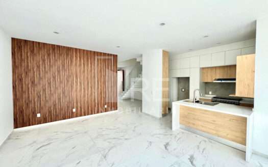 VENTA CASA NUEVA EN PARAJE LAS GRULLAS TLAJOMULCO