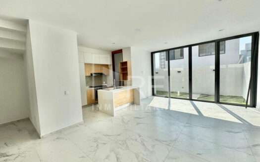 VENTA CASA NUEVA EN PARAJE LAS GRULLAS TLAJOMULCO