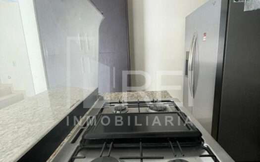 RENTA CASA COTO LAS MONTAÑAS EN SENDEROS DE MONTE VERFE TLAJOMULCO