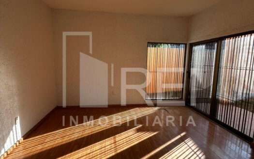 RENTA CASA BUGAMBILIAS 1RA SECC ZAPOPAN