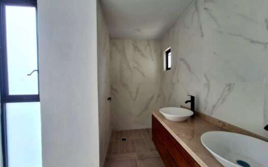 VENTA CASA EN PARAJE LAS GRULLAS RESIDENCIAL TLAJOMULCO