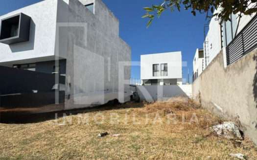 VENTA TERRENO PARQUES VALLARTA ZAPOPAN