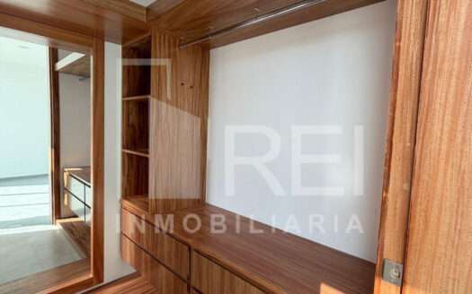 RENTA CASA EN ZOI SANTA ANITA A PASOS DE GALERIAS SUR