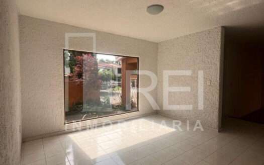 RENTA CASA BUGAMBILIAS 1RA SECC ZAPOPAN