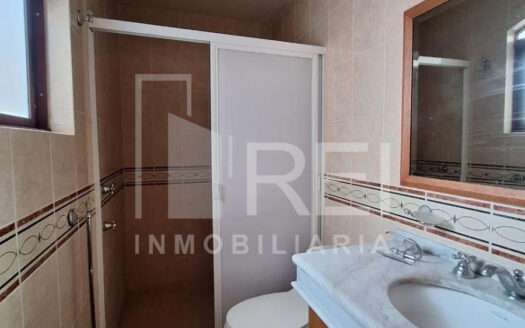 RENTA CASA EN LOS MANZANOS TLAJOMULCO