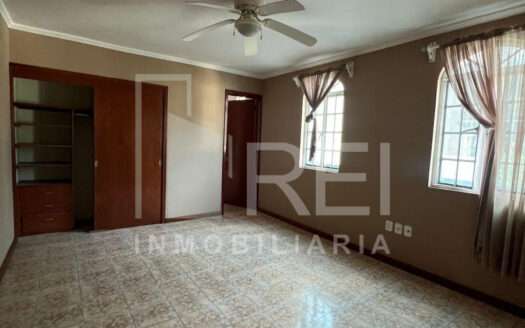 VENTA CASA EN CERRO DEL TESORO TLAQUEPAQUE