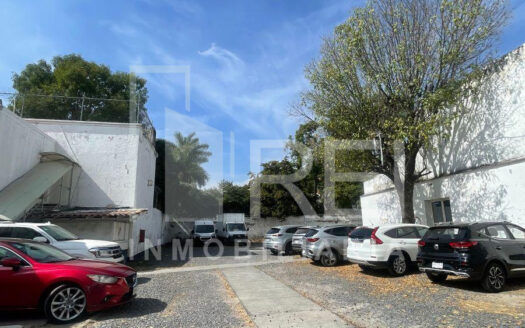 RENTA CASA EN COL. AMERICANA GUADALAJARA