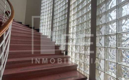 RENTA CASA EN COL. AMERICANA GUADALAJARA