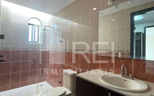 RENTA CASA COTO LAS MONTAÑAS EN SENDEROS DE MONTE VERFE TLAJOMULCO