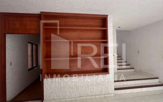 RENTA CASA BUGAMBILIAS 1RA SECC ZAPOPAN