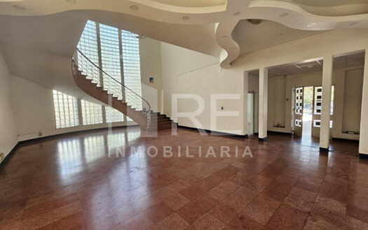 RENTA CASA EN COL. AMERICANA GUADALAJARA