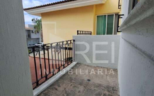 RENTA CASA EN LOS MANZANOS TLAJOMULCO