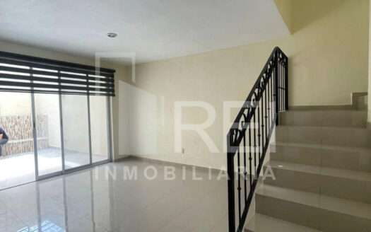 RENTA CASA COTO LAS MONTAÑAS EN SENDEROS DE MONTE VERFE TLAJOMULCO