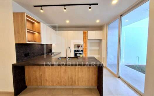 VENTA CASA EN PARAJE LAS GRULLAS RESIDENCIAL TLAJOMULCO