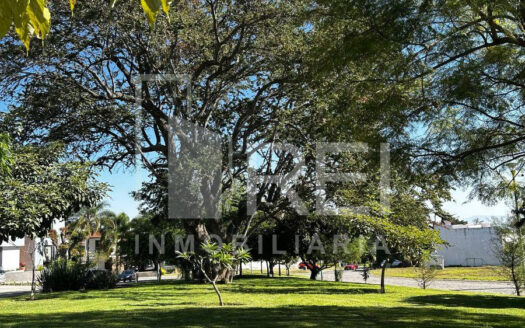 VENTA TERRENO EN EL MANANTIAL TLAJOMULCO