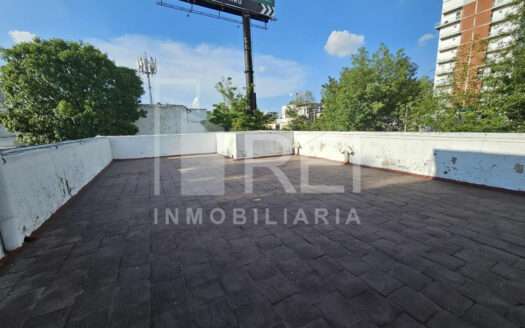 RENTA CASA EN COL. AMERICANA GUADALAJARA