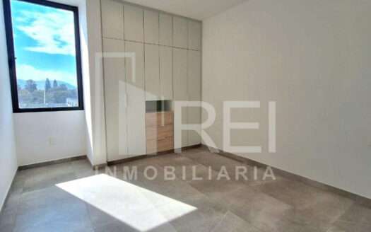 VENTA CASA EN EL PARAJE LAS GRULLAS TLAJOMULCO