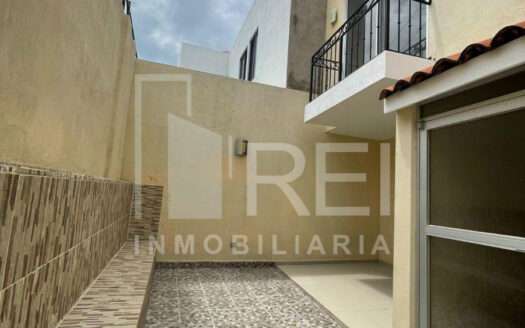 RENTA CASA COTO LAS MONTAÑAS EN SENDEROS DE MONTE VERFE TLAJOMULCO