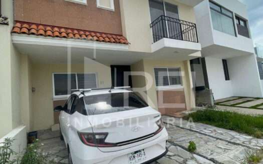 RENTA CASA COTO LAS MONTAÑAS EN SENDEROS DE MONTE VERFE TLAJOMULCO