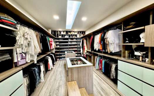 RENTA CASA MODERNA EN BUGAMBILIAS SEGUNDA SECCION ZAPOPAN