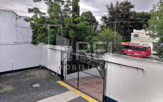 RENTA CASA EN COL. AMERICANA GUADALAJARA