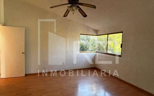 RENTA CASA BUGAMBILIAS 1RA SECC ZAPOPAN