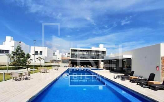 VENTA CASA EN EL PARAJE LAS GRULLAS TLAJOMULCO