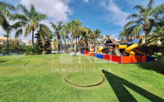 RENTA CASA EN LOS MANZANOS TLAJOMULCO