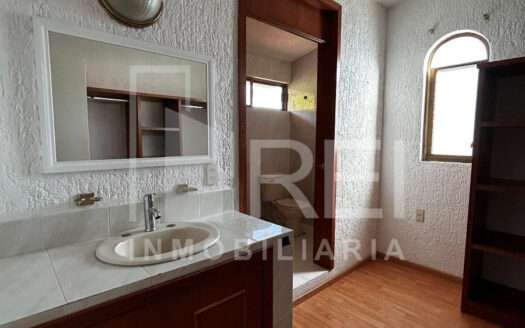 RENTA CASA BUGAMBILIAS 1RA SECC ZAPOPAN