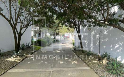 VENTA CASA EN EL ORIGEN COTO TORRENTA TLAJOMULCO