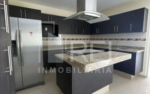 RENTA CASA COTO LAS MONTAÑAS EN SENDEROS DE MONTE VERFE TLAJOMULCO