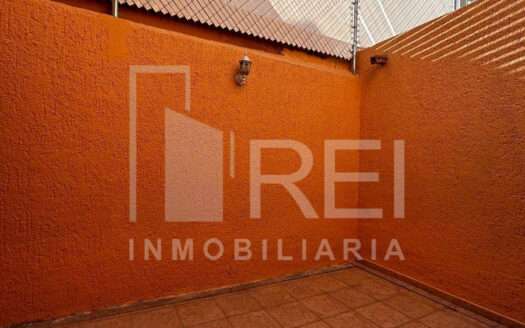 RENTA CASA BUGAMBILIAS 1RA SECC ZAPOPAN