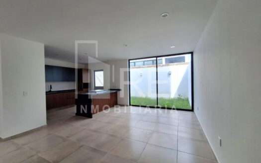 VENTA CASA EN PARAJE LAS GRULLAS RESIDENCIAL TLAJOMULCO