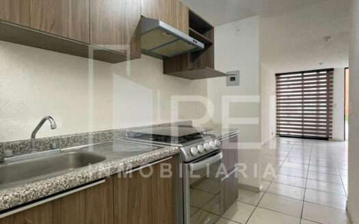 RENTA CASA COTO LA RESERVA EN VISTA SUR TLAJOMULCO