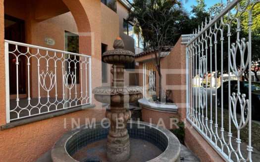 RENTA CASA BUGAMBILIAS 1RA SECC ZAPOPAN